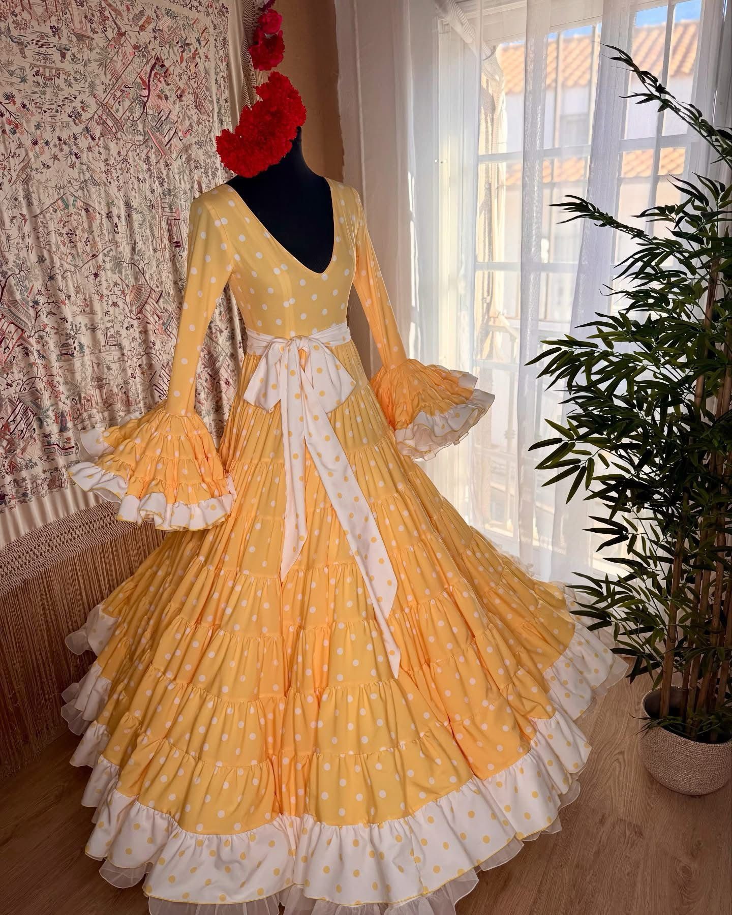 1000708520 Traje de Flamenca Modelo Raíces - Image 1