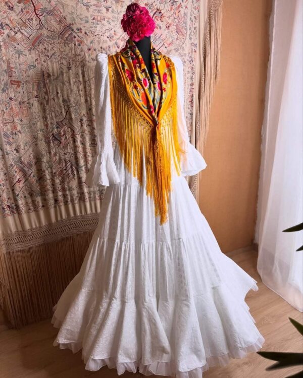 1000710599-1-e1765898507793 Traje de Flamenca Modelo Villamanrique - Image 1