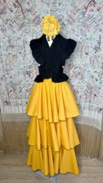 CONJUNTO DE FALDA PARA ROMERIA MODELO LUNARES